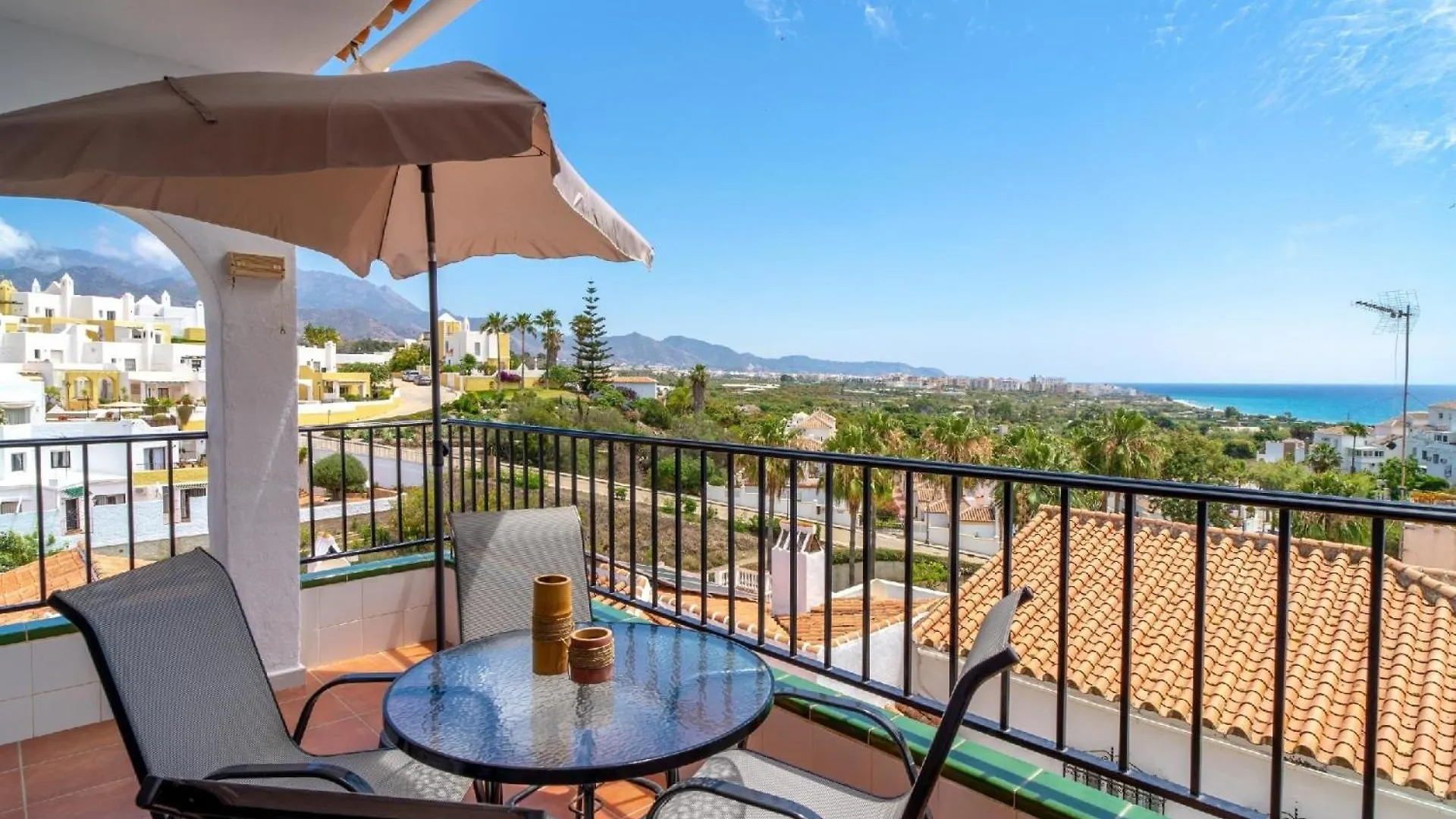 Ferienhaus Fuer 4 Personen Ca 80 Qm In Nerja, Andalusien Costa Del Sol
